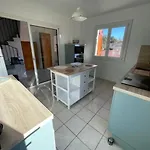 Proche De La Villa