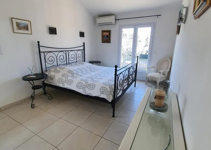 Proche De La * La Londe-les-Maures